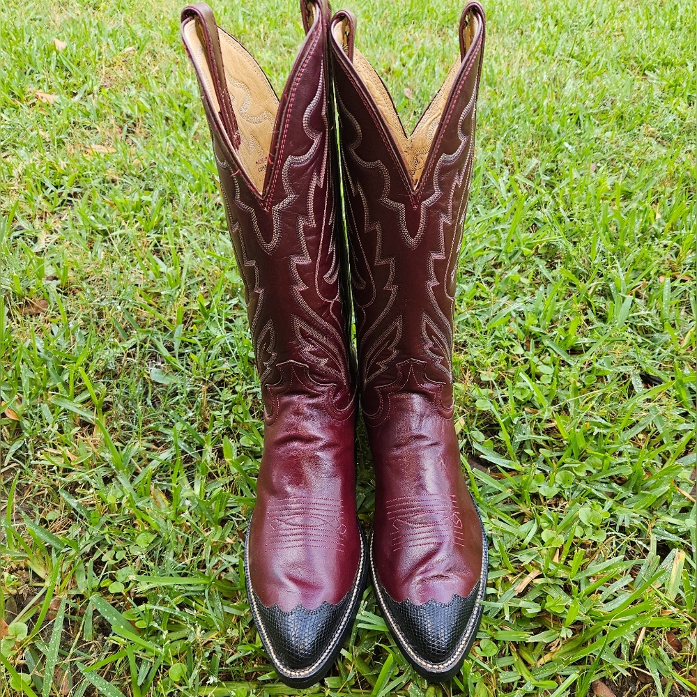 Justin Cowboy Boots Wingtip Size 9.5b Burgandy